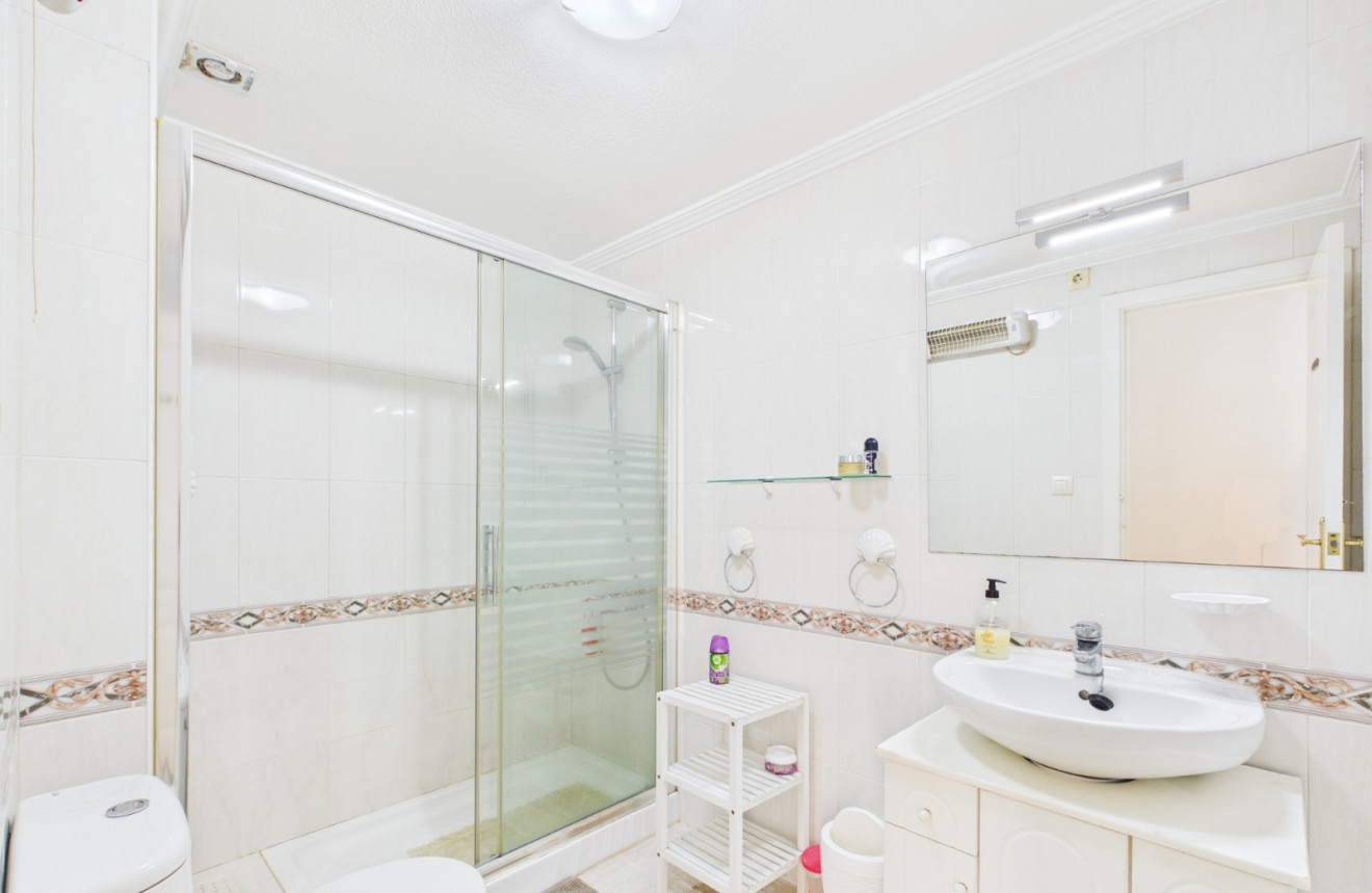 Wiederverkauf - Apartment - 