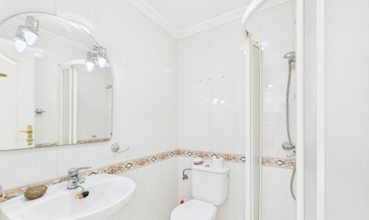 Wiederverkauf - Apartment - 