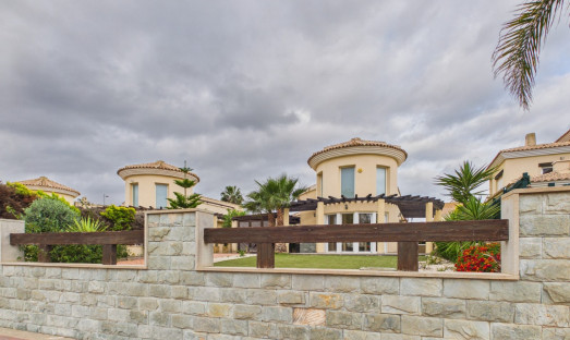 Resale - Villa - GEA Y TRUYOLS