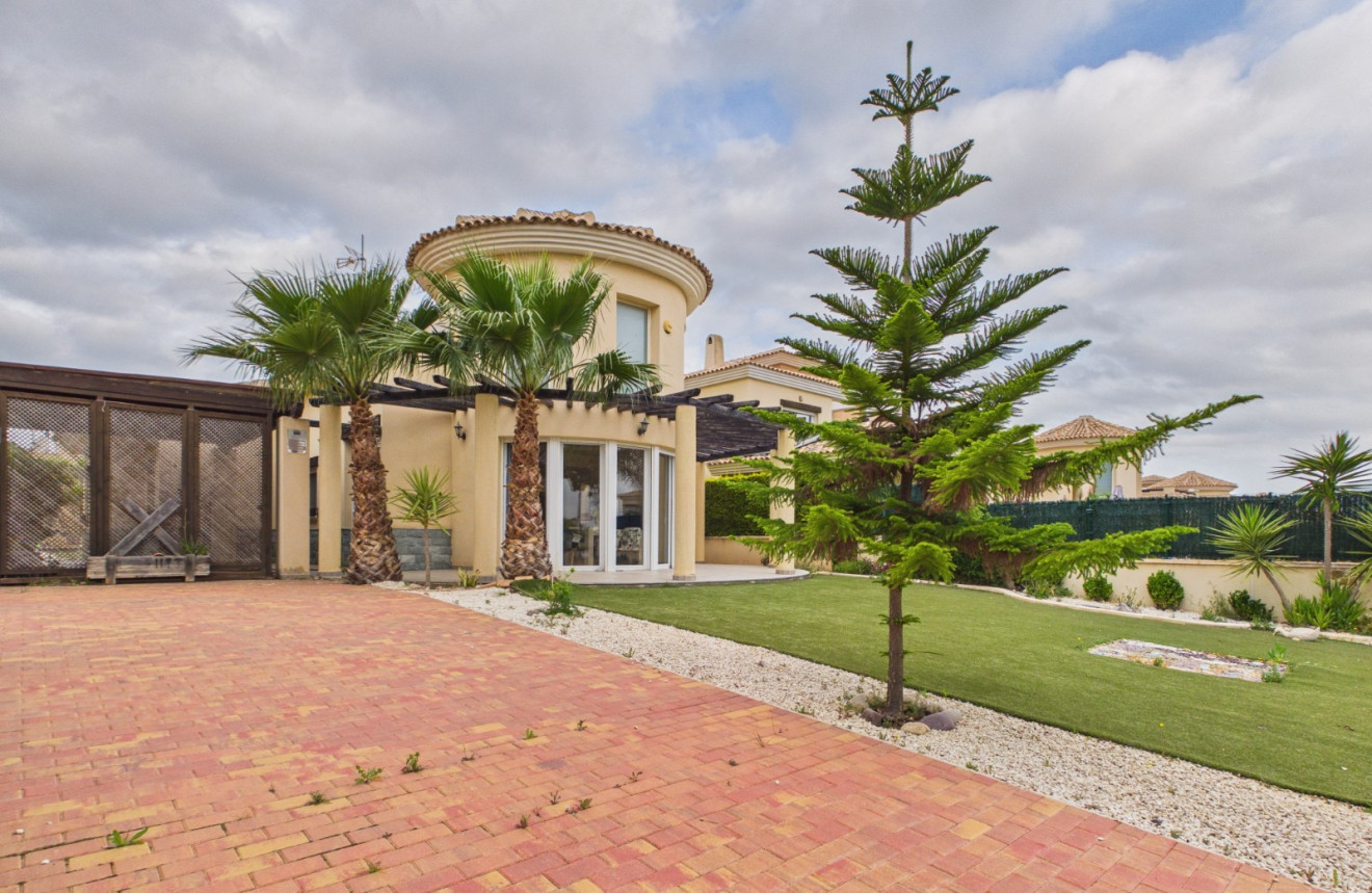 Resale - Villa - GEA Y TRUYOLS