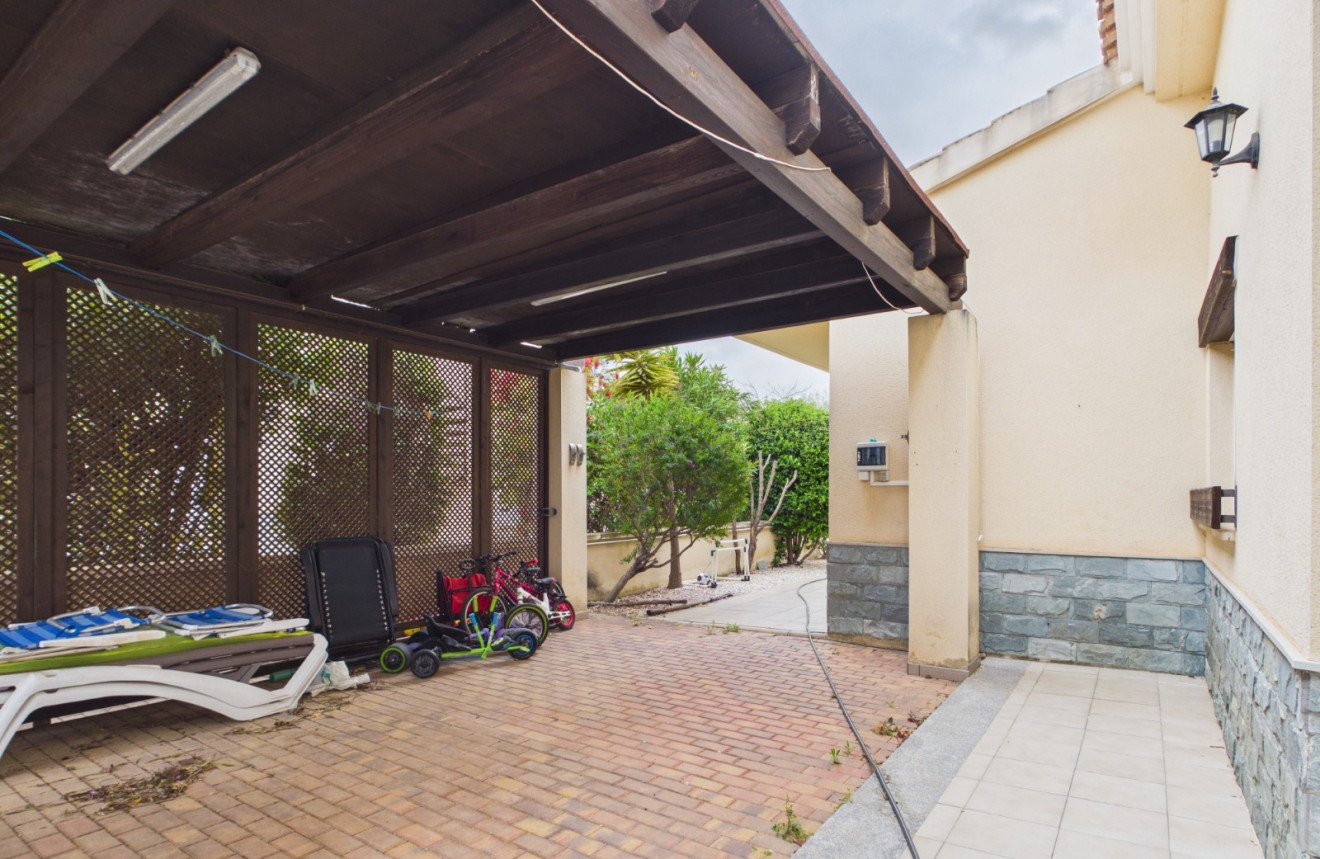 Resale - Villa - GEA Y TRUYOLS