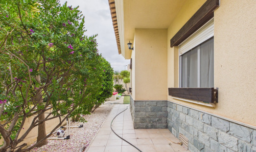 Resale - Villa - GEA Y TRUYOLS