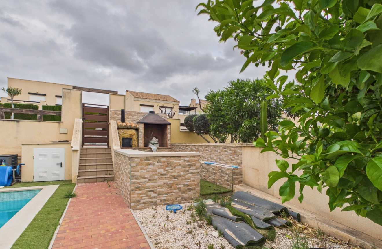 Resale - Villa - GEA Y TRUYOLS