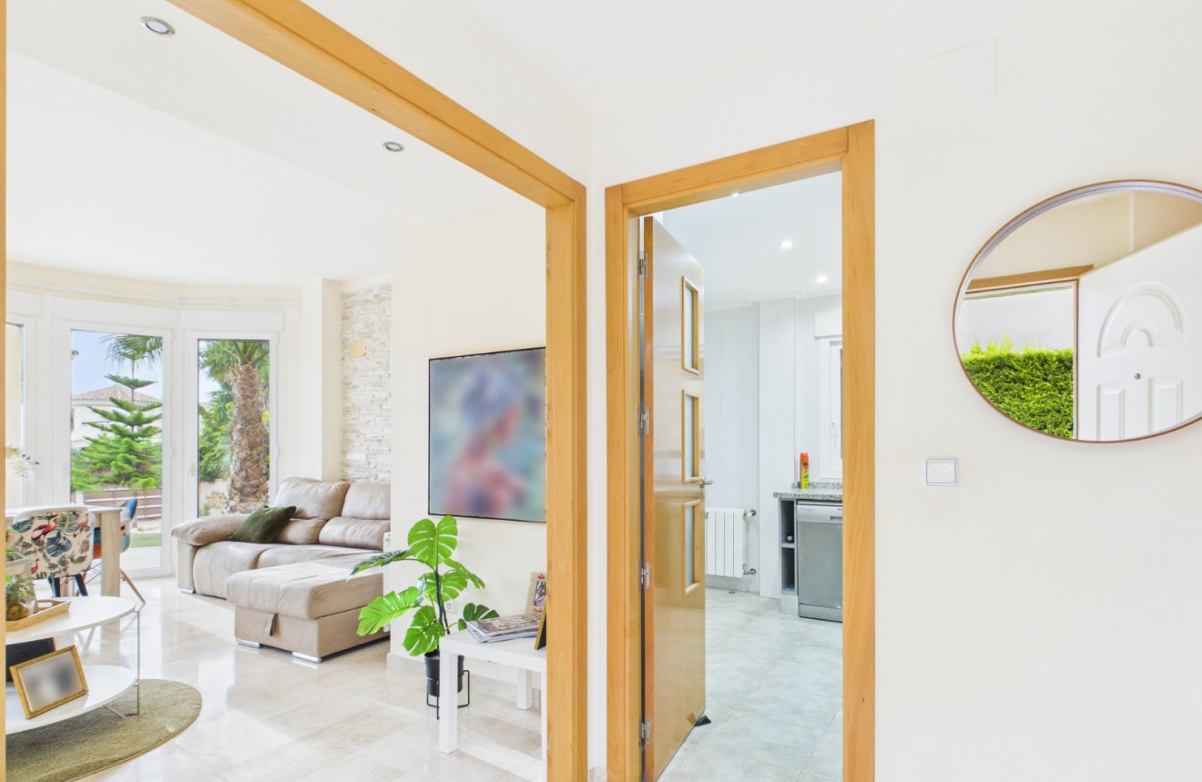 Resale - Villa - GEA Y TRUYOLS