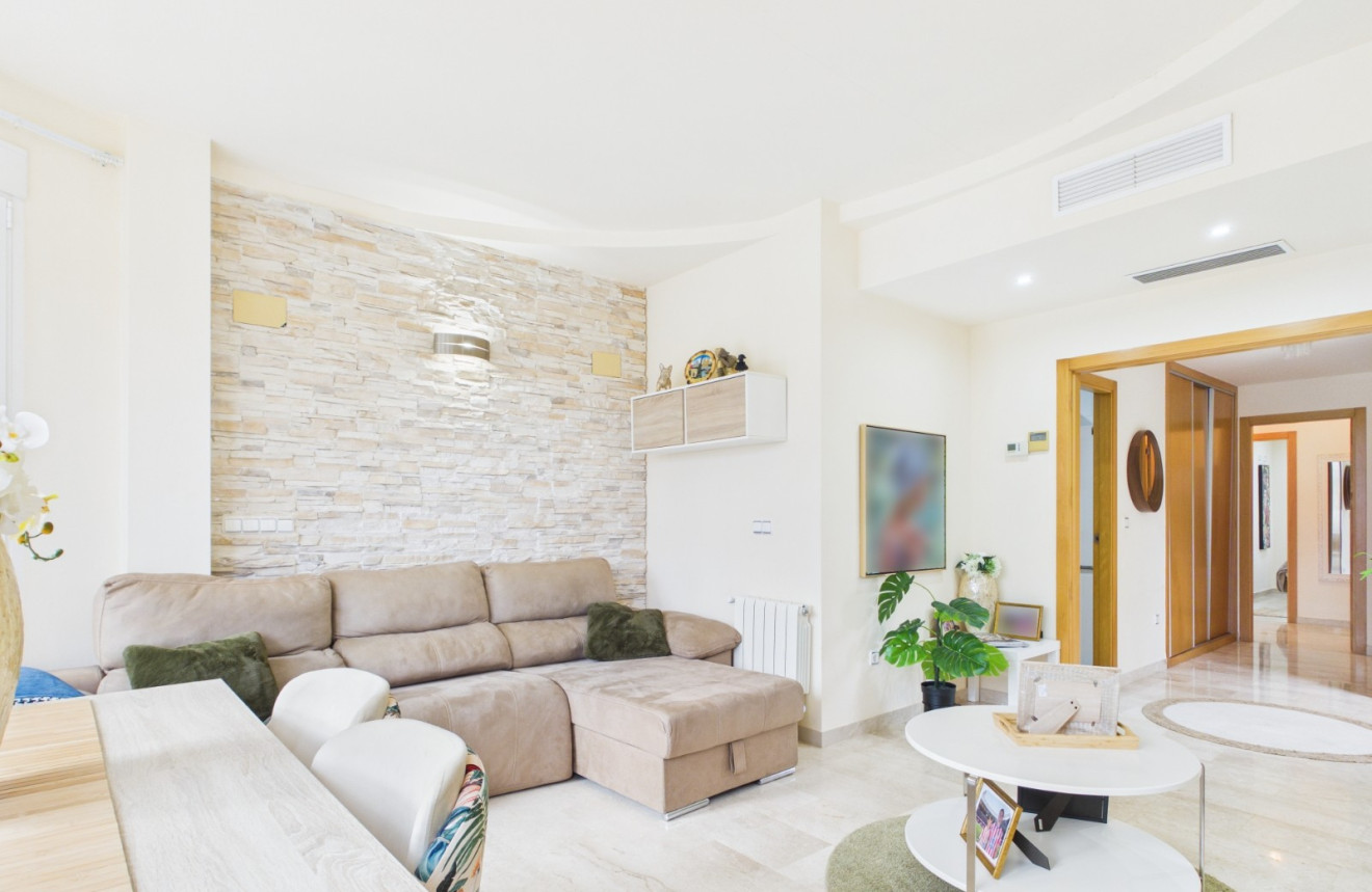 Resale - Villa - GEA Y TRUYOLS