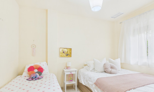 Resale - Villa - GEA Y TRUYOLS