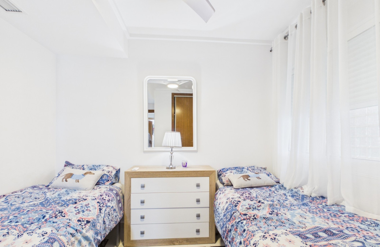 Resale - Apartment - Los Alcázares - Puerto Marina