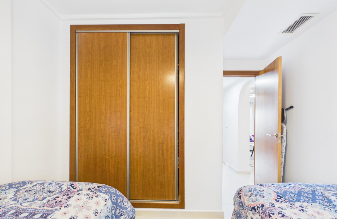 Resale - Apartment - Los Alcázares - Puerto Marina
