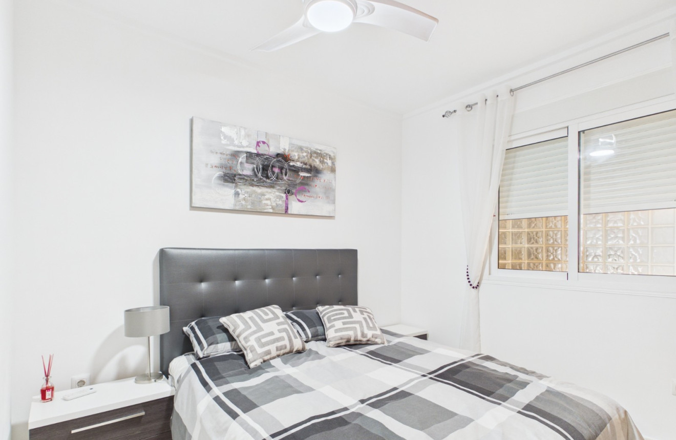 Resale - Apartment - Los Alcázares - Puerto Marina