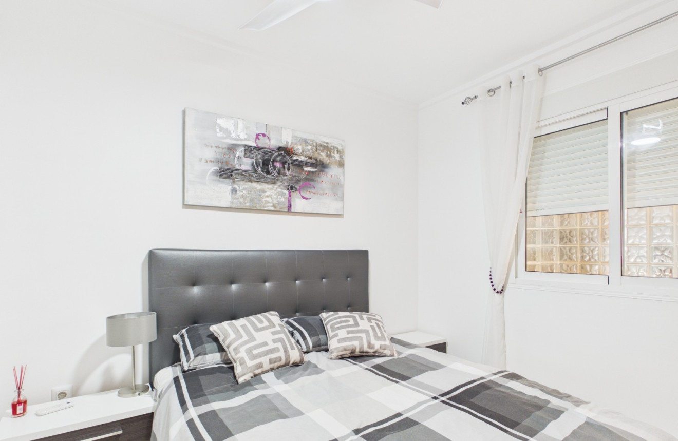Resale - Apartment - Los Alcázares - Puerto Marina