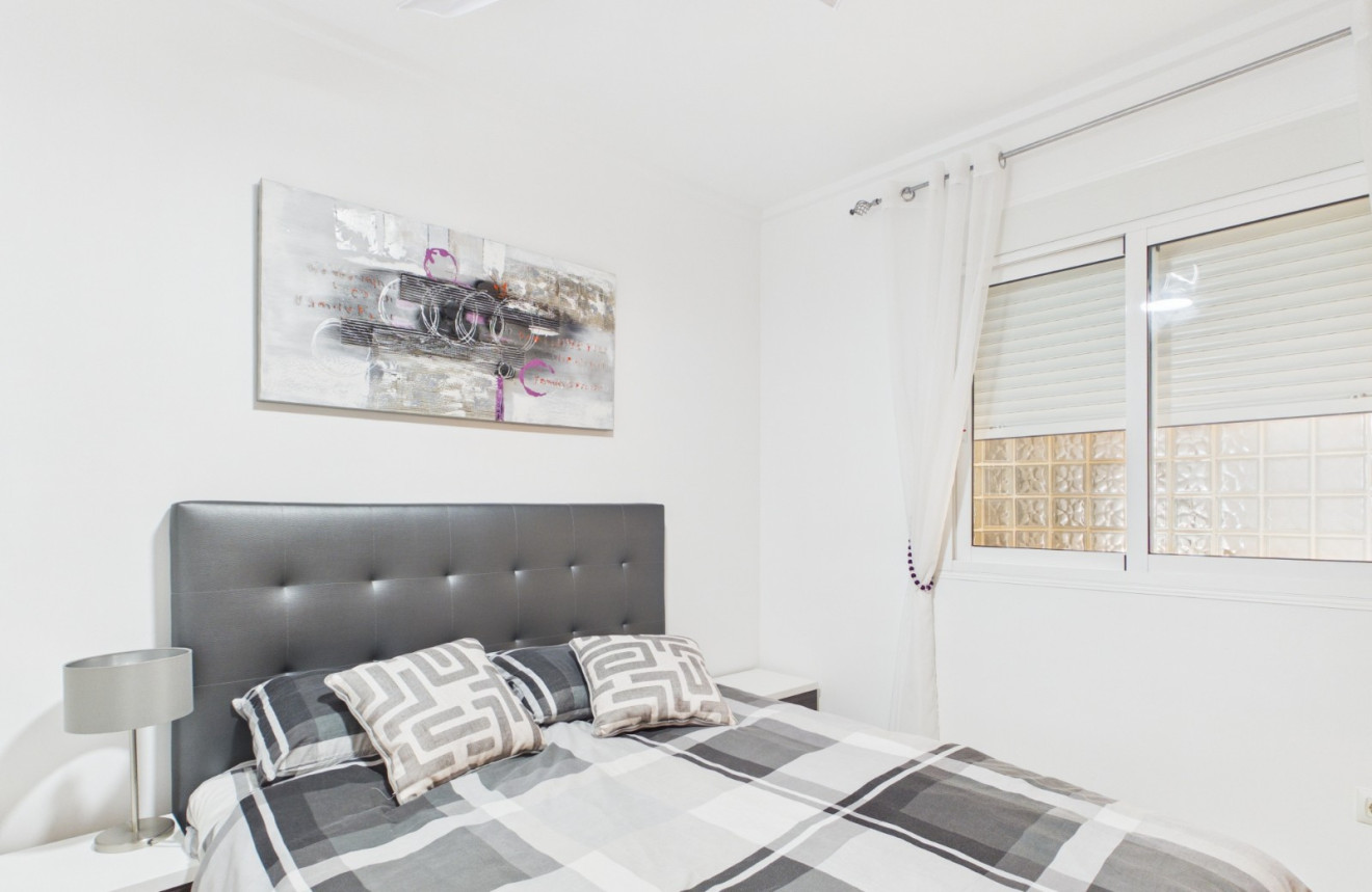Resale - Apartment - Los Alcázares - Puerto Marina