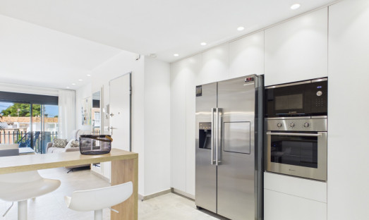 Resale - Apartment - Lo Pagan
