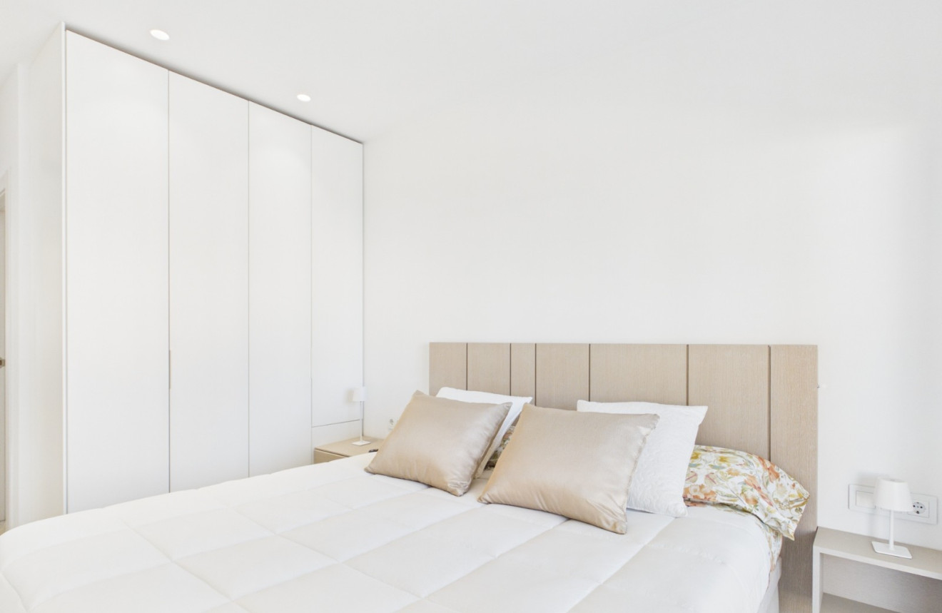 Resale - Apartment - Lo Pagan
