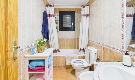 Resale - Apartment - Los Alcázares