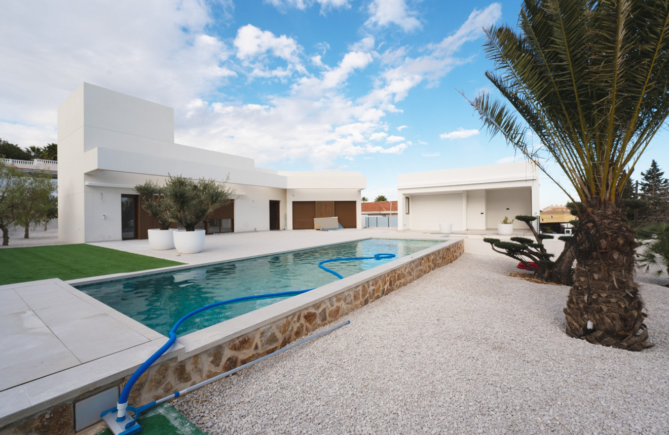 Obra nueva - Villa - Benejuzar