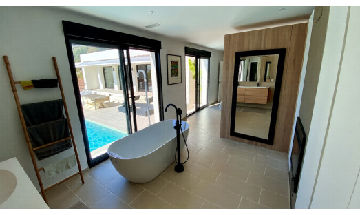 Obra nueva - Villa - Pinoso