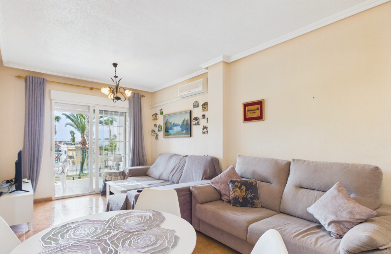 Resale - Apartment - Los Alcázares
