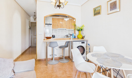 Resale - Apartment - Los Alcázares