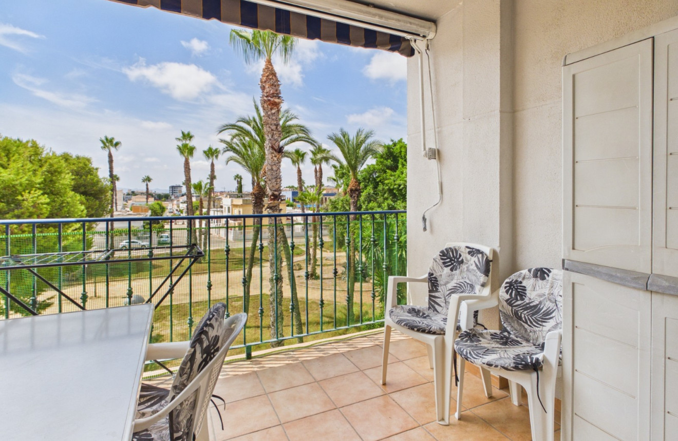 Resale - Apartment - Los Alcázares