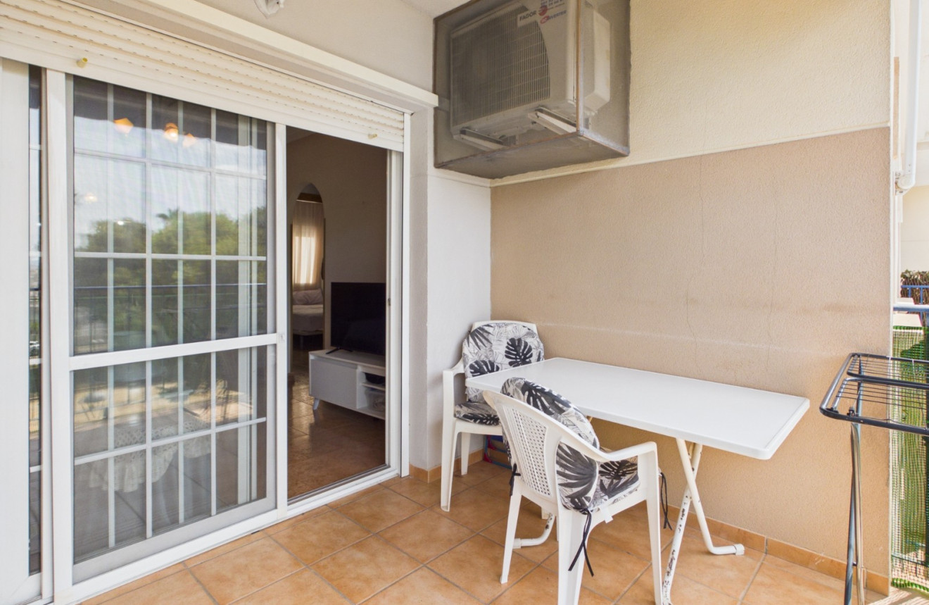Resale - Apartment - Los Alcázares