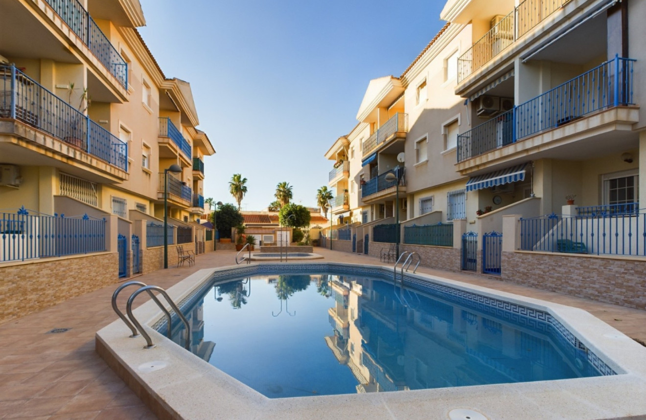 Resale - Apartment - Los Alcázares